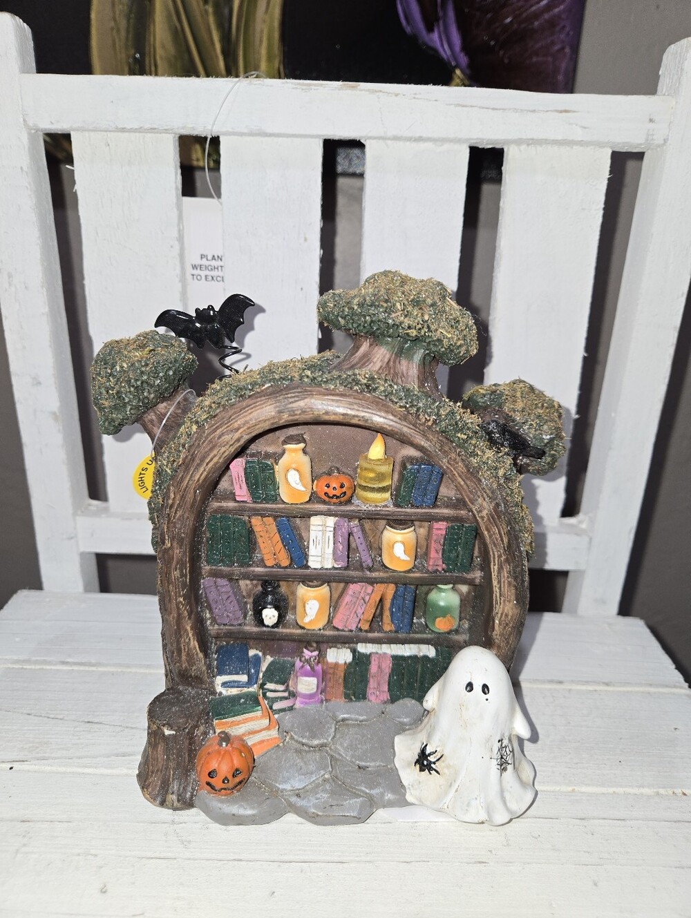 Ashland Haunted Library Halloween Miniature Bookshelf With Ghost - Picture 3 of 3